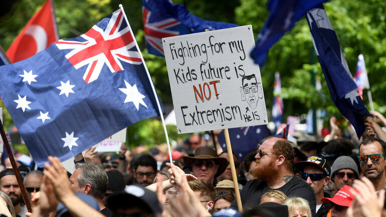 Melbourne Covid-19 rally against vaccination