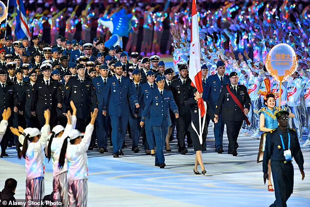 Click to enlarge canadian officers wuhan games