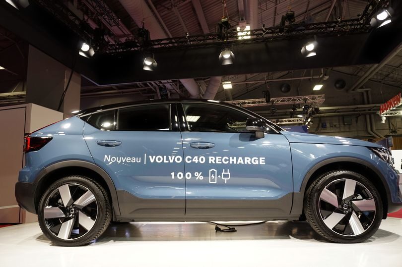 Click to enlarge ELECTRIC CAR