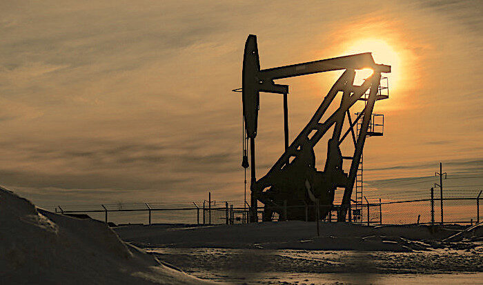 oil well