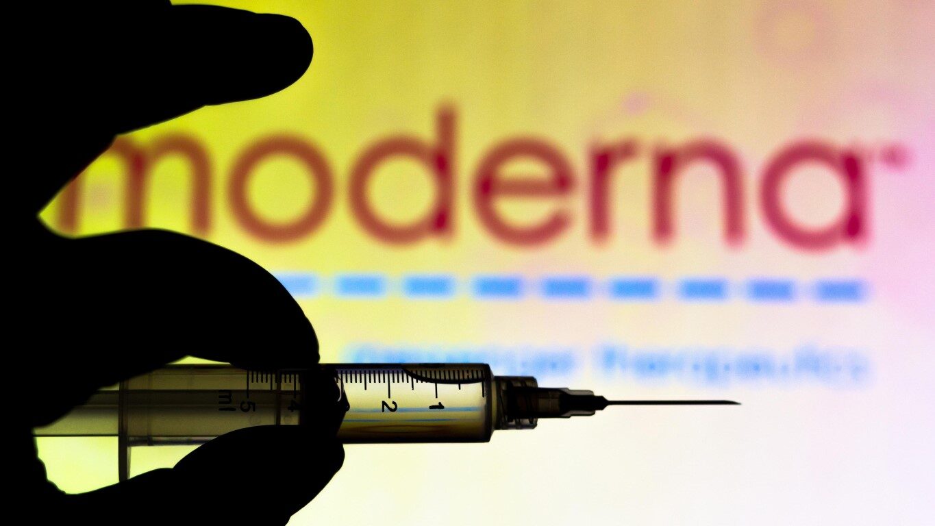 Click to enlarge moderna logo vaccine syringe
