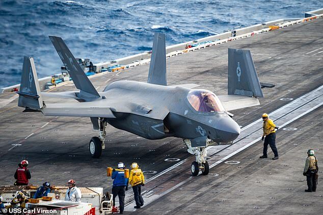 Click to enlarge F-35C USS Carl Vinson