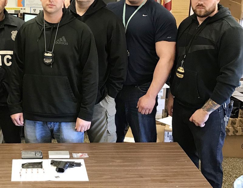 Click to enlarge nypd plain clothes officers