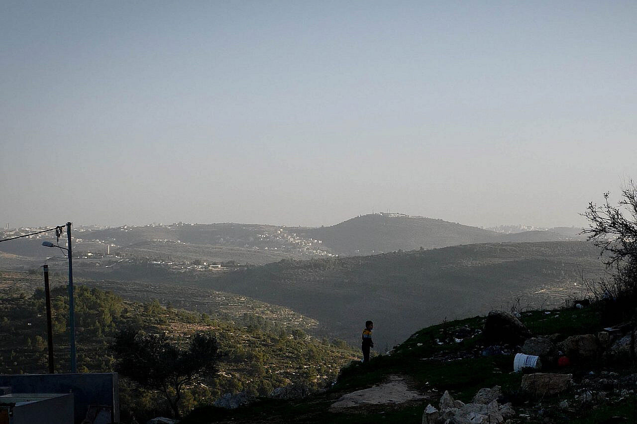 Click to enlarge view from Dir Nizam west bank