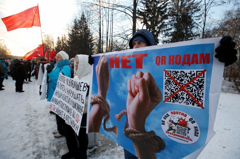 QR codes covid protest passport russia vaccine