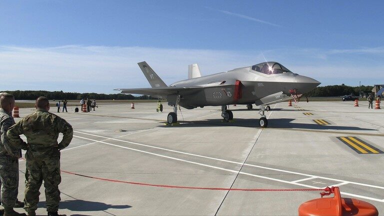 F-35 fighter jet