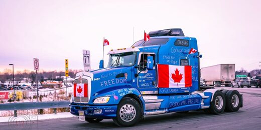 canada canadian truck trucker convoy freedom
