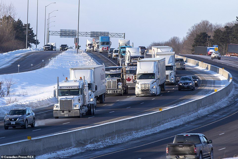 Click to enlarge canada truck convoy protest mandate