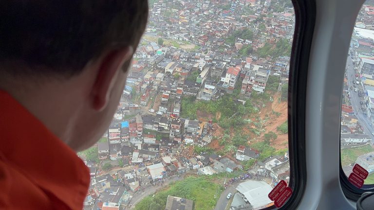 Click to enlarge Floods and landslides in Sao paulo, Brazil, late January 2022