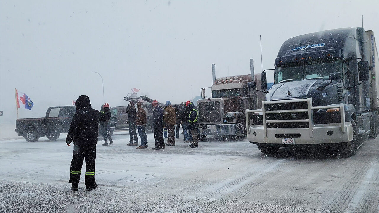 truck blockade alberta