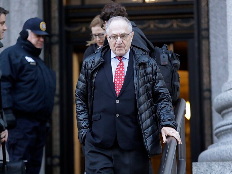 Click to enlarge dershowitz court epstein giuffre