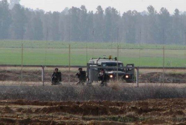 Click to enlarge Israeli soldiers