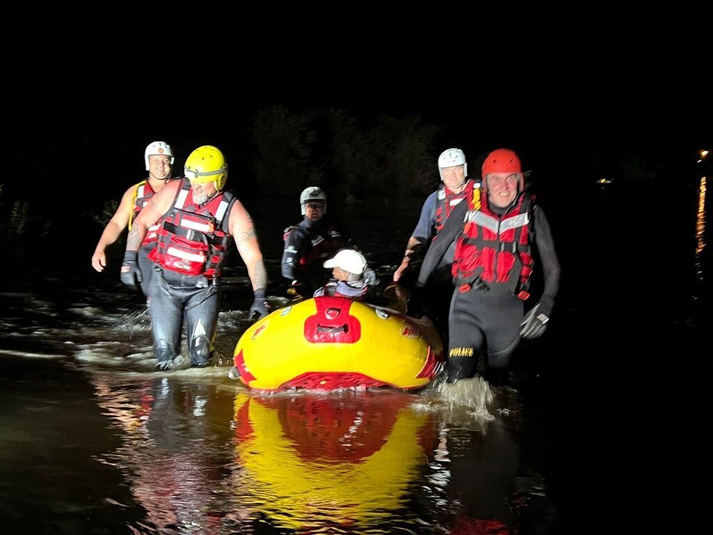 Tshwane metro rescue teams in Bosplaas, Hamanskraal.