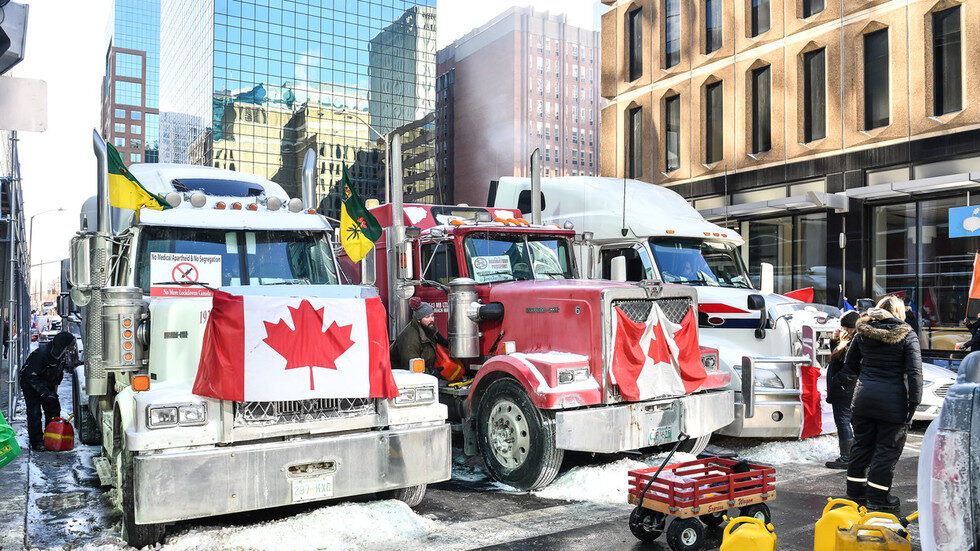 Click to enlarge freedom convoy truckers ottawa