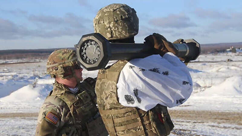 us soldiers train Ukraine army