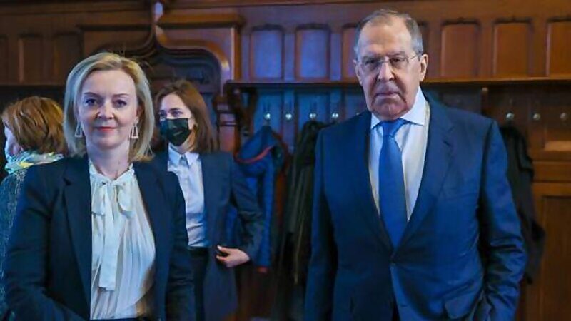 Click to enlarge liz truss lavrov russia UK britain
