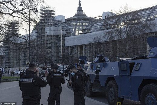 Click to enlarge france convoy