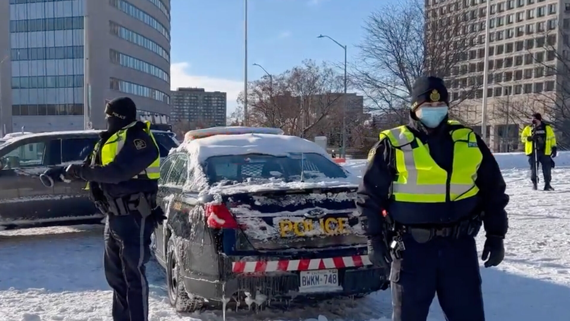 ottawa police convoy truckers