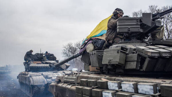 Ukrainian tanks near Debaltsevo