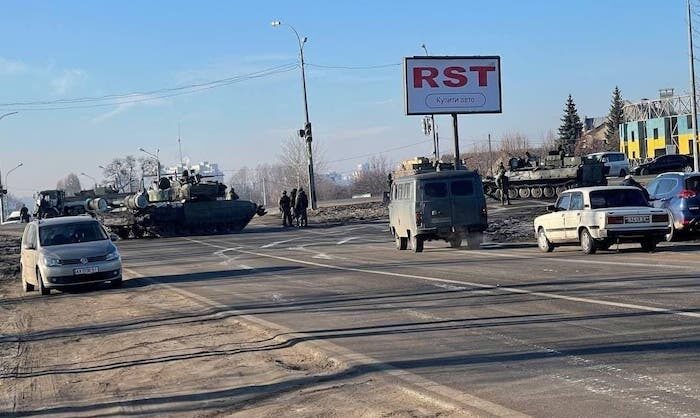 Click to enlarge Troops near Kharkov