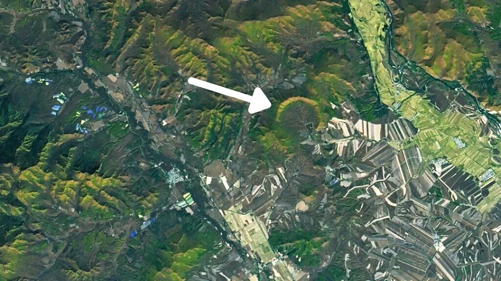 china largest crater 100,000 years