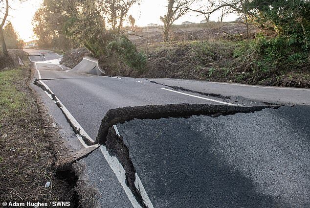 Click to enlarge landslip road