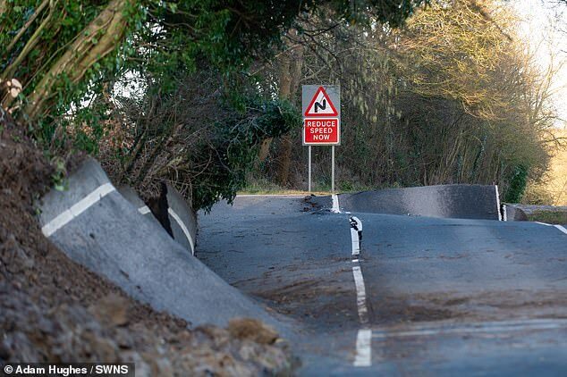 Click to enlarge landslip road