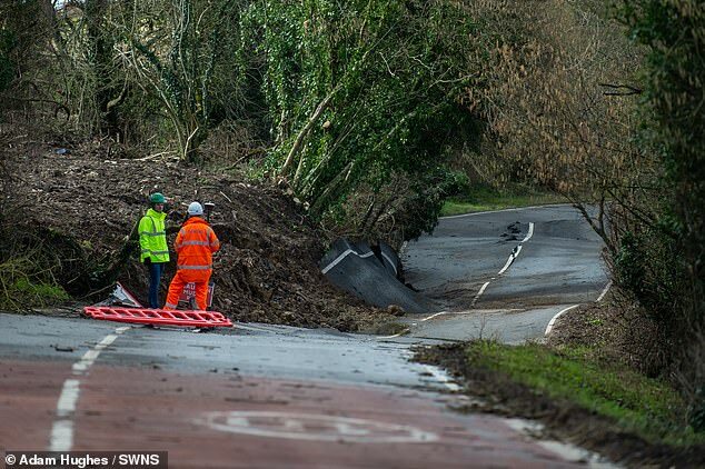 Click to enlarge landslip road
