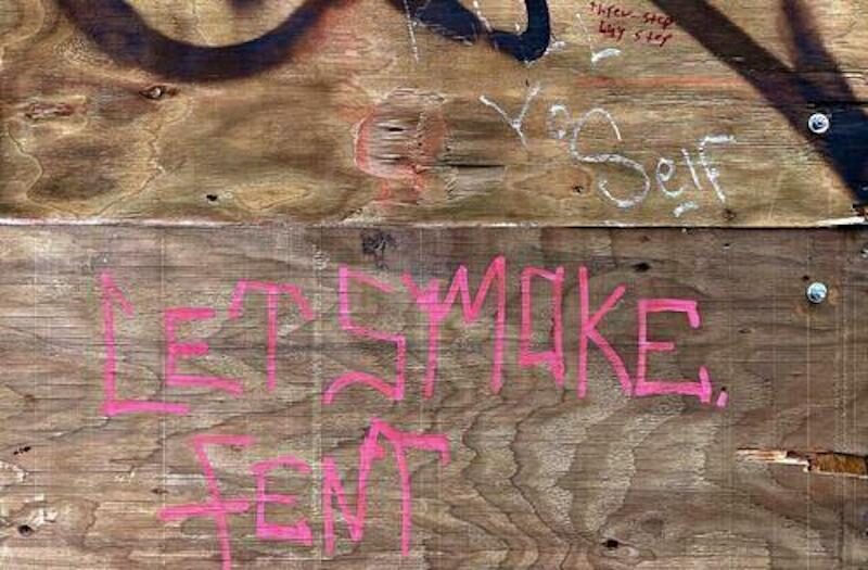 Click to enlarge fentanyl graffiti
