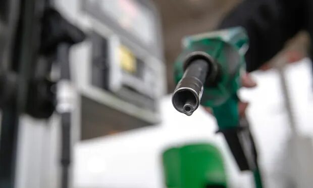 Click to enlarge petrol gas pump