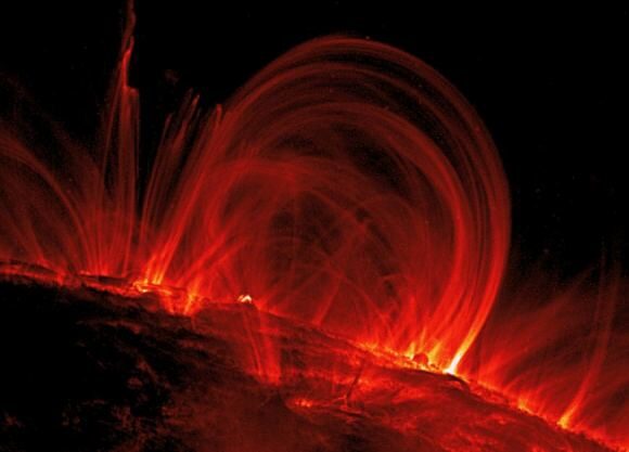 Click to enlarge Coronal loops