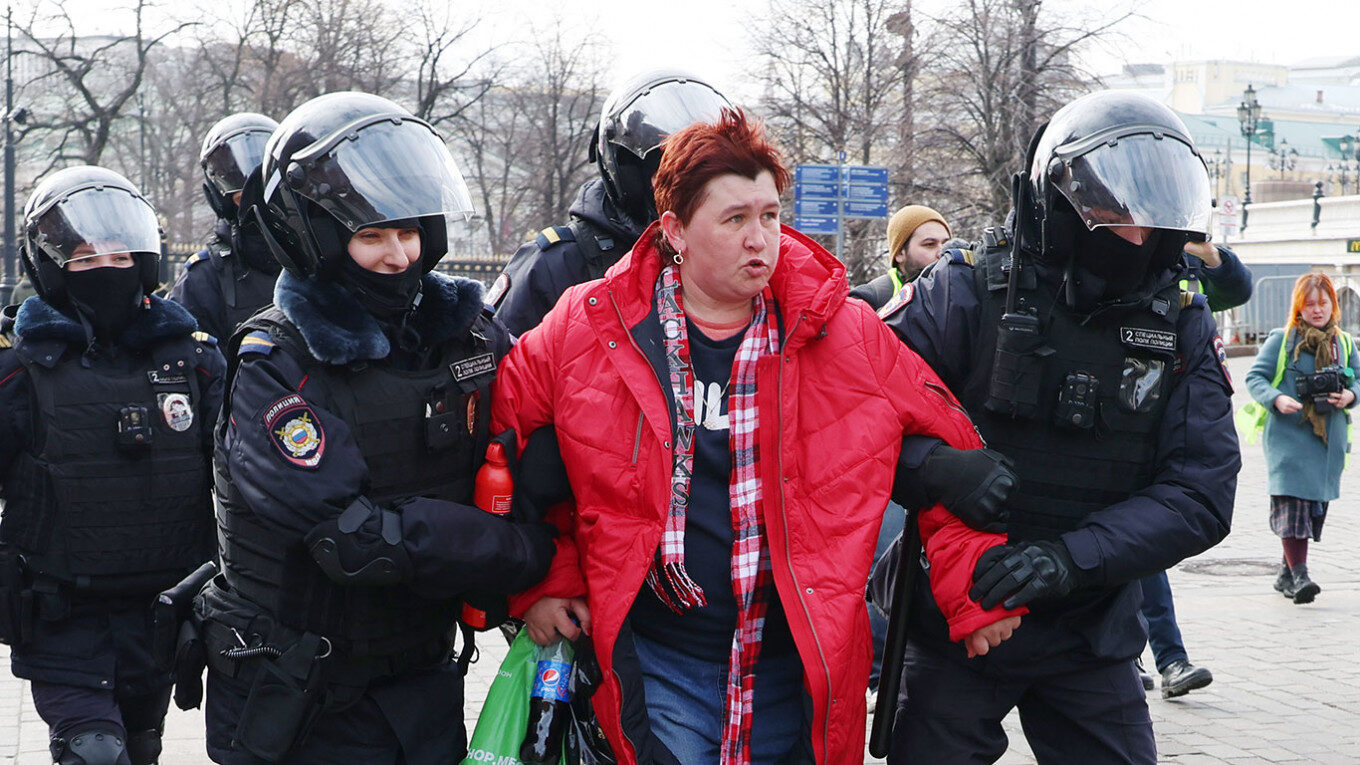 protest moscow russia war