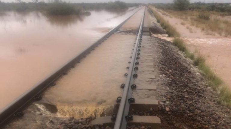 Flooding across the Nullabor.