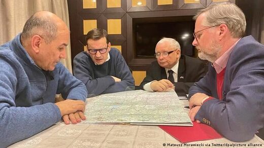 Polish, Czech & Slovenian leaders visit 'war-torn Kiev', Poland suggests NATO 'peace mission', US to send long range weapons & killer drones Polish, Czech & Slovenian leaders visit 'war-torn Kiev', Poland suggests NATO 'peace mission', US to send long range weapons & killer drones