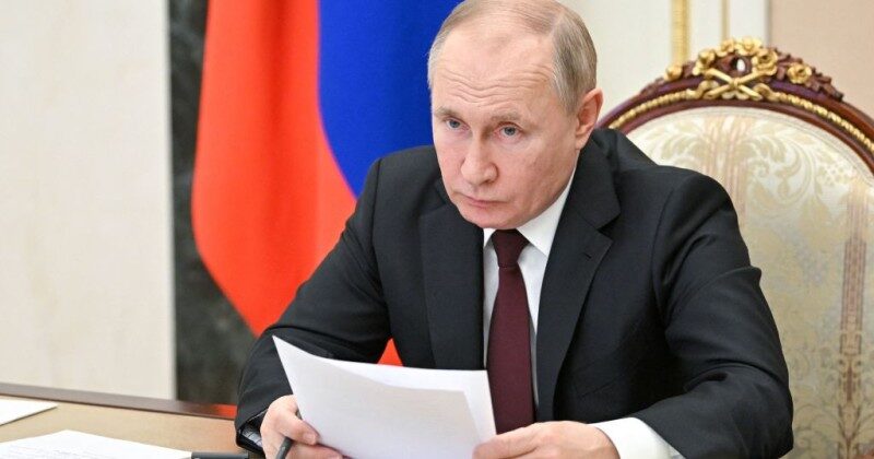 Click to enlarge Putin