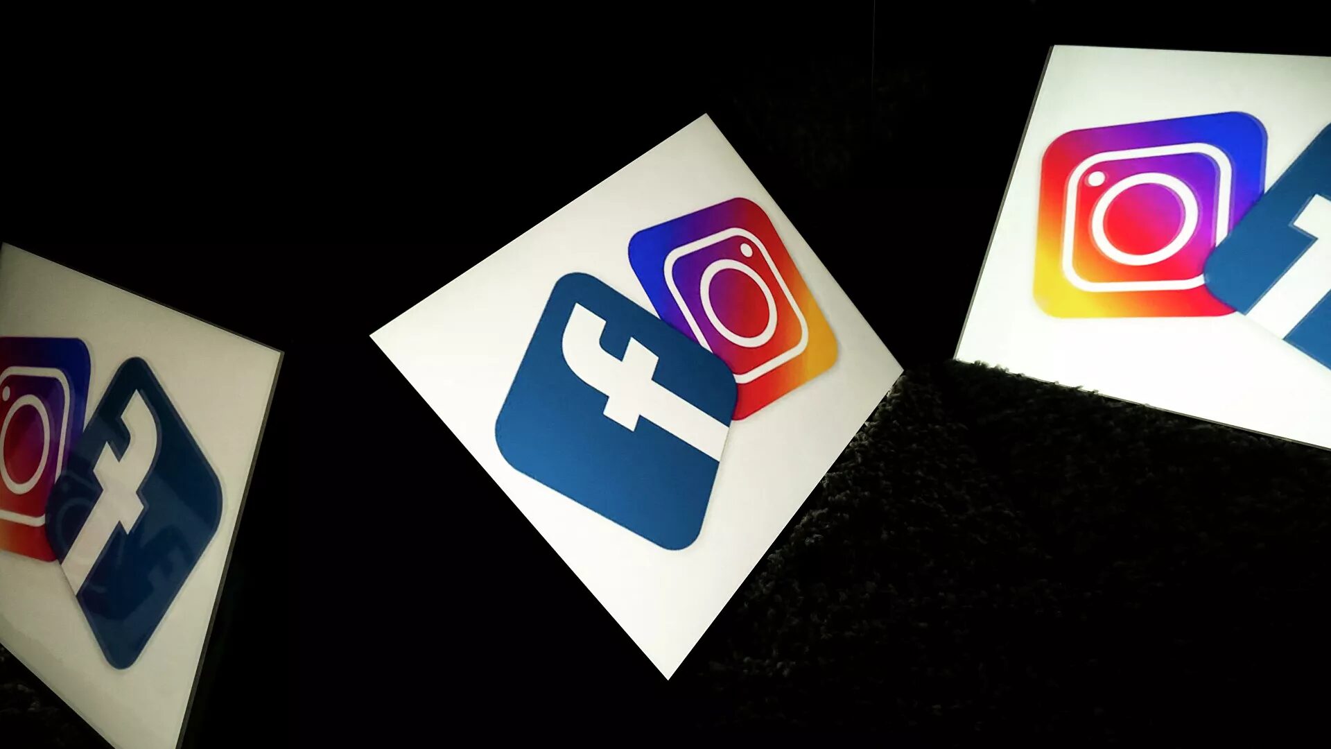 facebook/ instagram