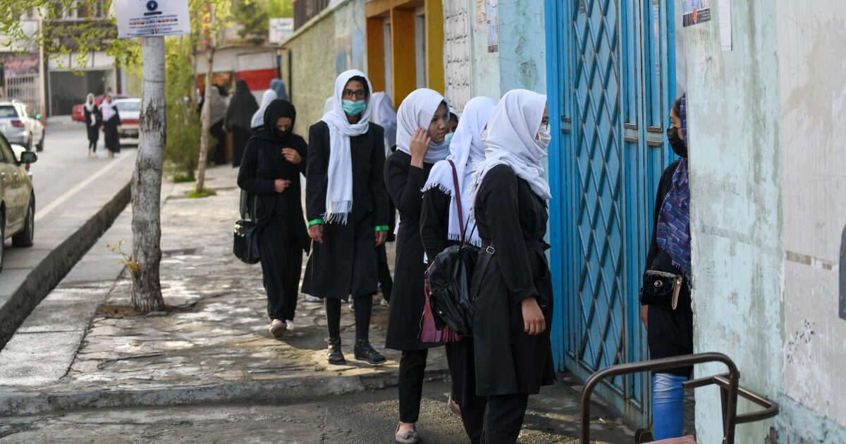 girls afghanistan school closed