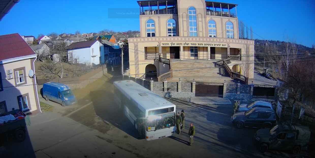Click to enlarge ukraine weapons synagogue