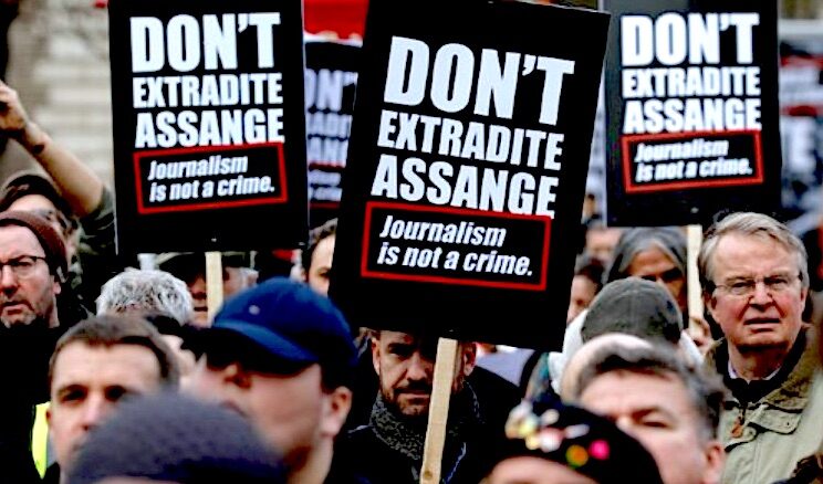 Assange supporters