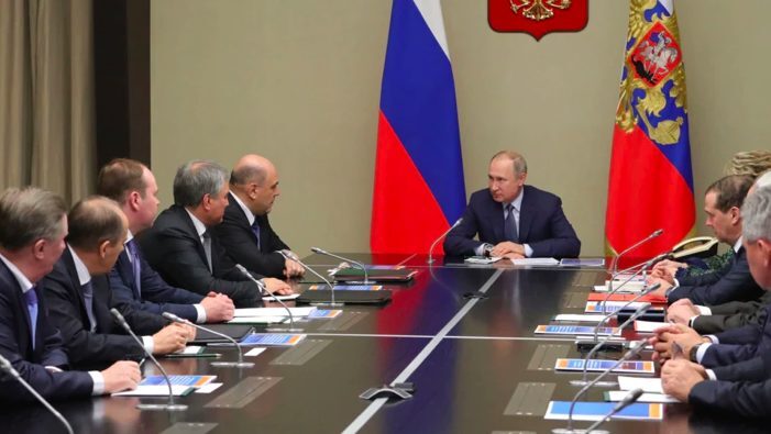 Putin and advisors