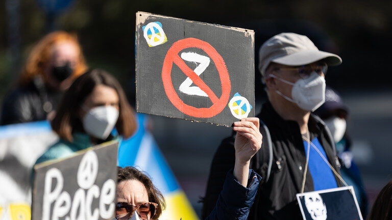 z, letter z, anti-Russian protest, pro-Ukrainian march, pro-Ukrainian protest, anti-Putin march