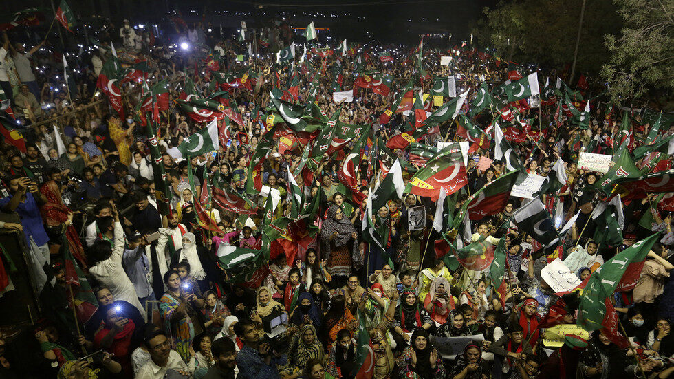 protest pakistan