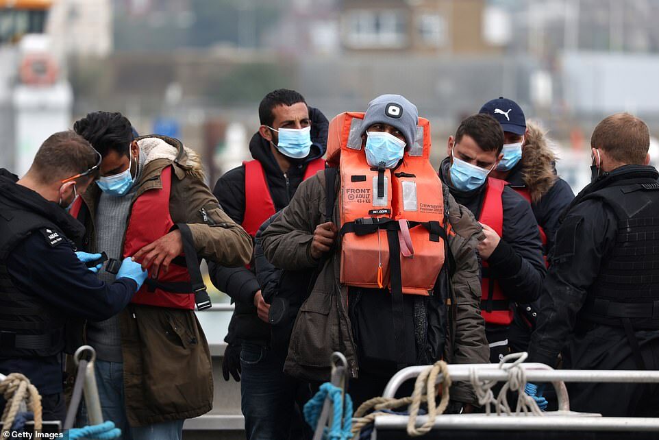 asylum seeker refugee migrants