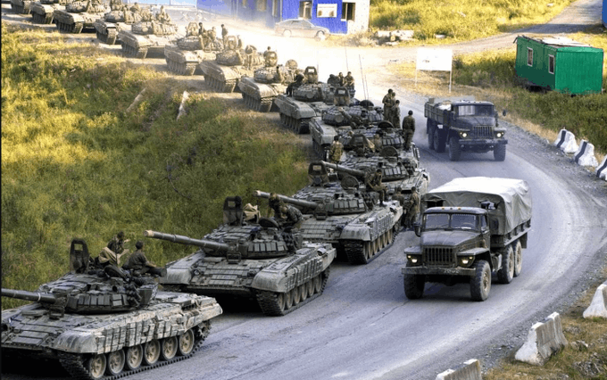 Click to enlarge russian tank column kiev
