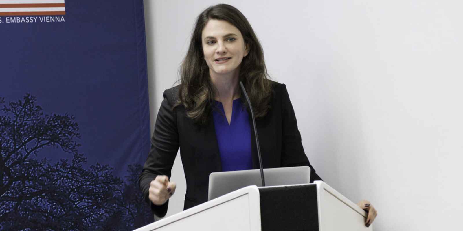 Click to enlarge nina jankowicz