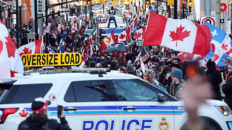 Click to enlarge rolling thunder protest ottawa