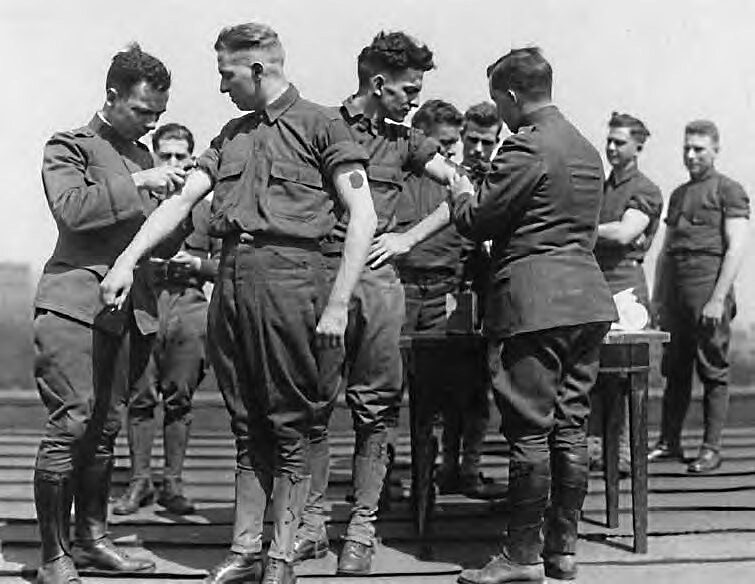 Click to enlarge soldiers world war 1 wwI typhoid vaccines