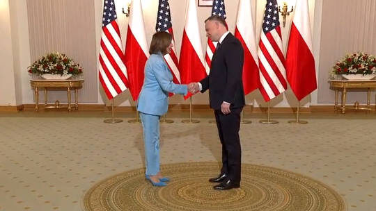 pelosi and duda