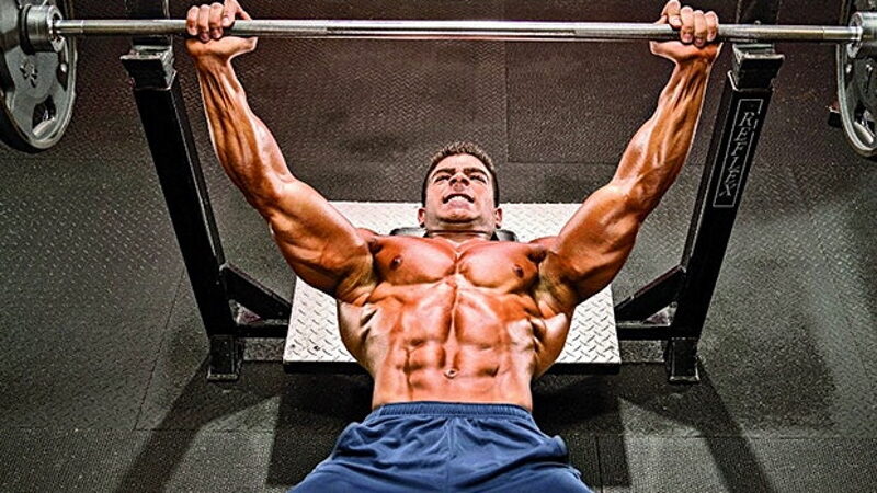 weightlifer bench press