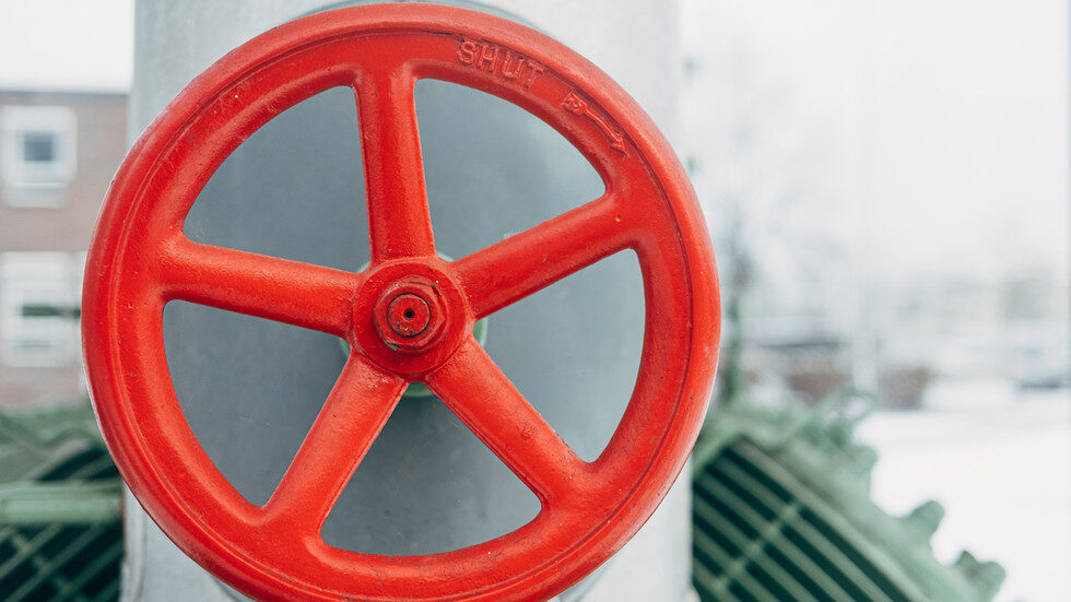 Click to enlarge natural gas cut off valve russia ukraine